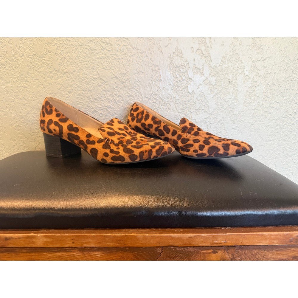CL by Laundry Leopard Print Block Heel Loafers Tan Brown Almond Toe Size 8.5M